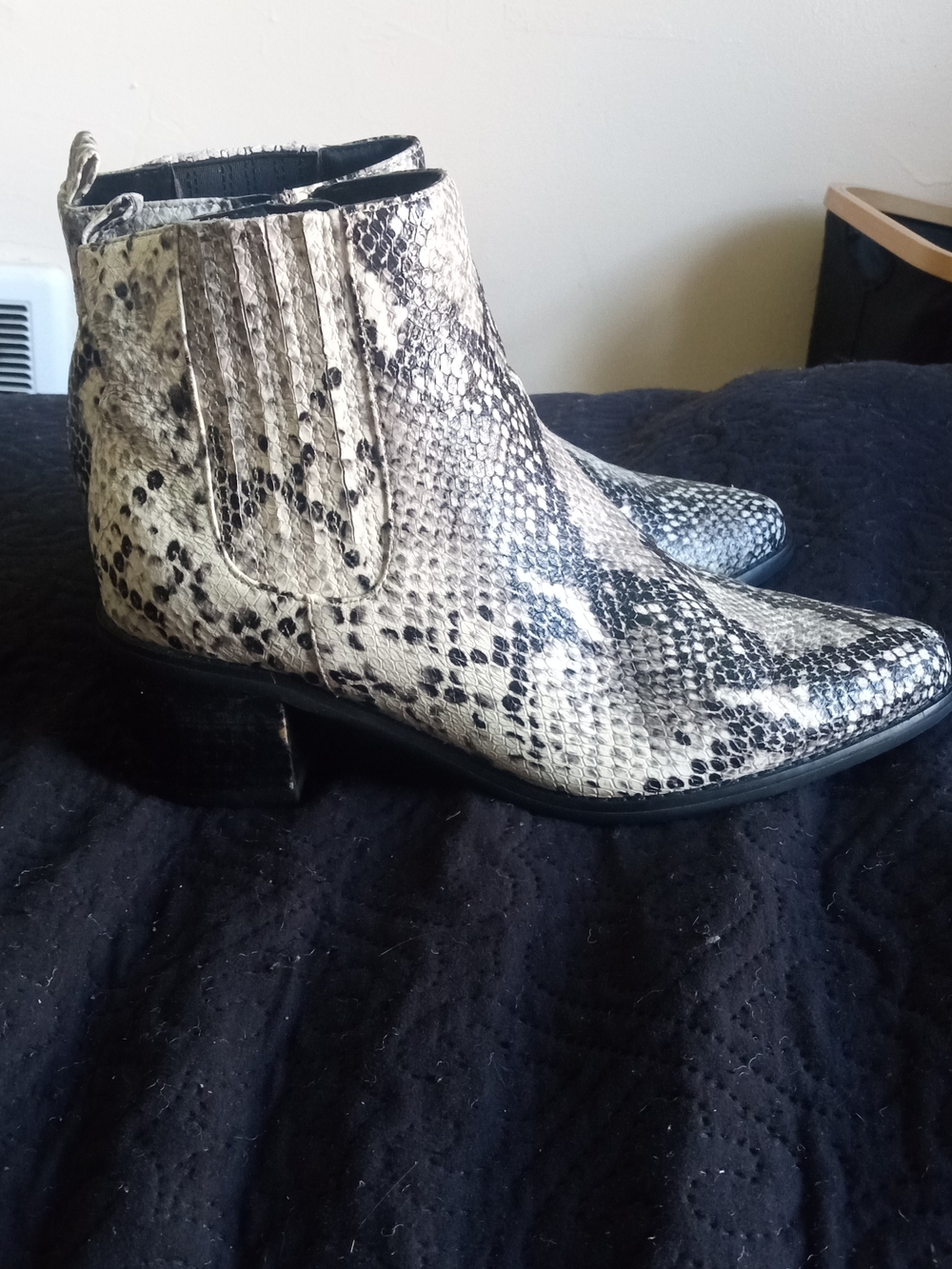 Blondo Snake-Print Ankle Boots - White/Black Women's 7.5M